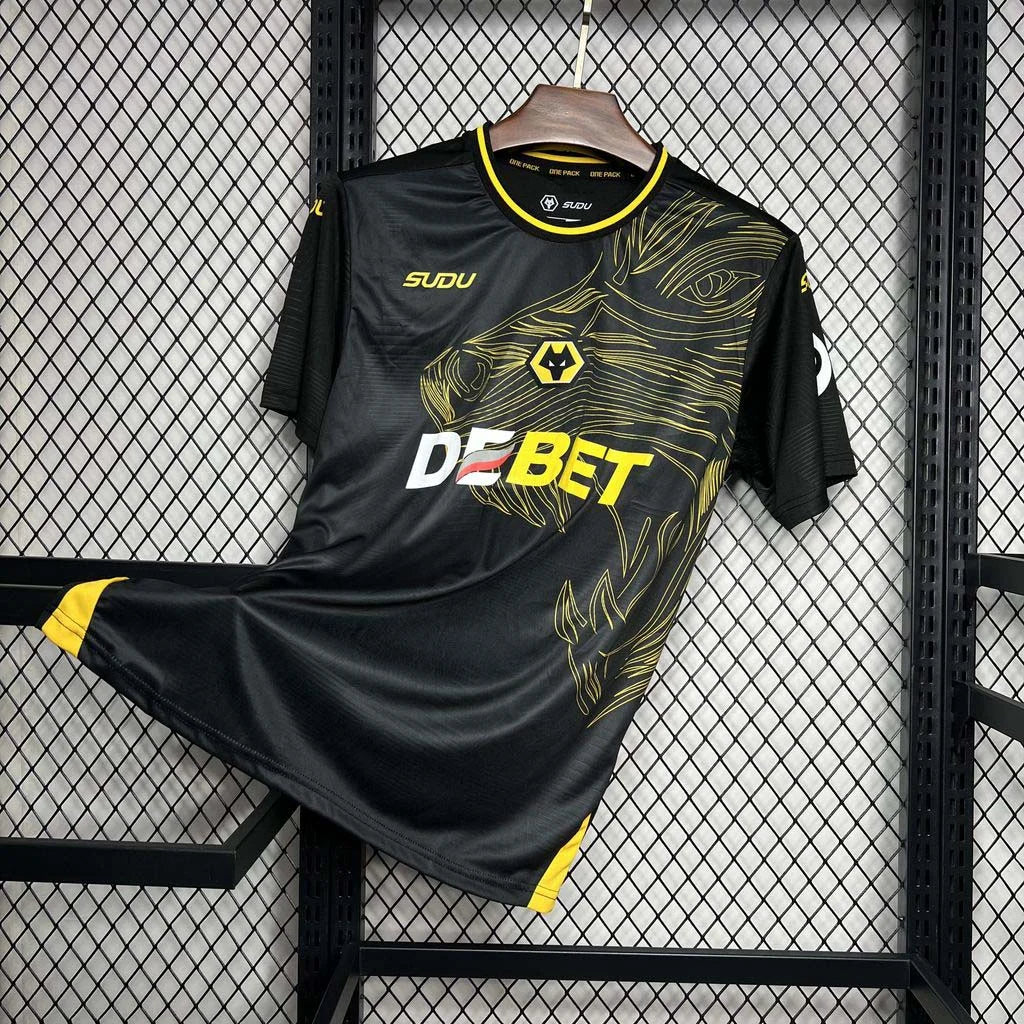 2024-2025 Wolverhampton Wanderers Visitante Kit