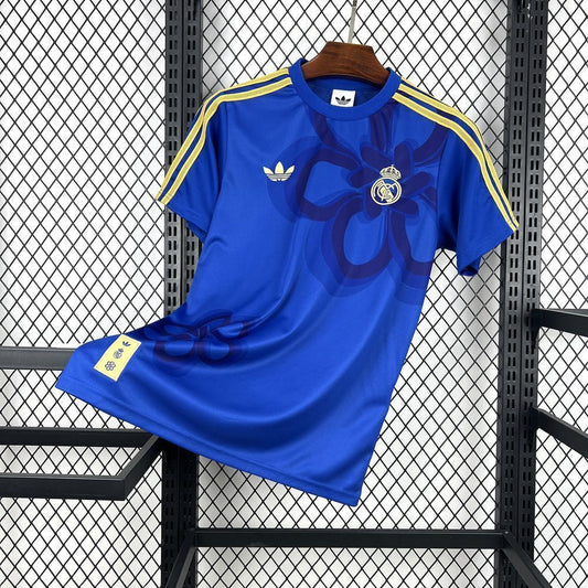 Real Madrid “Flor de Oro" Edición Especial
