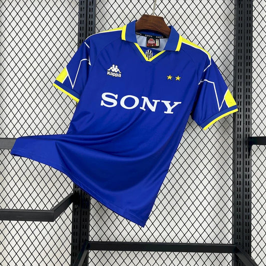 1996-1997 Retro Juventus Visitante