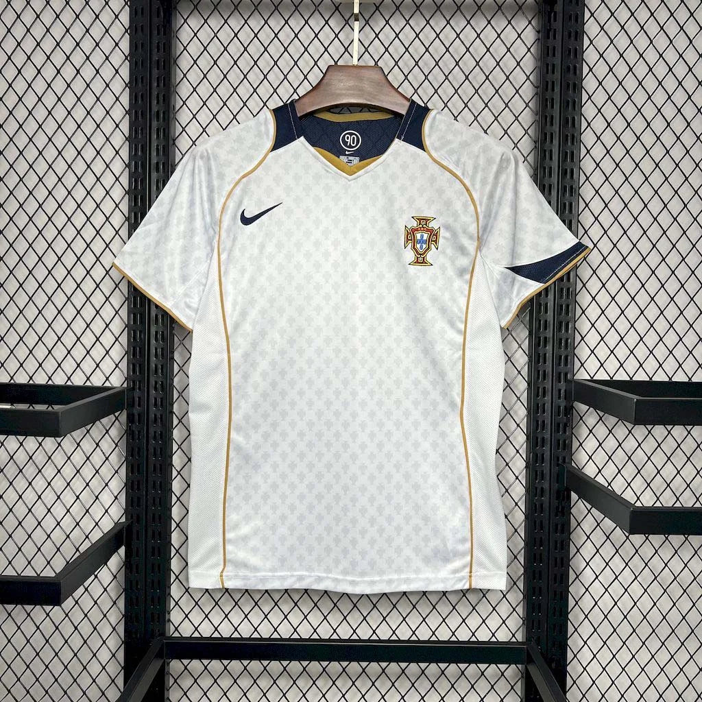2004 Retro Portugal Visitante