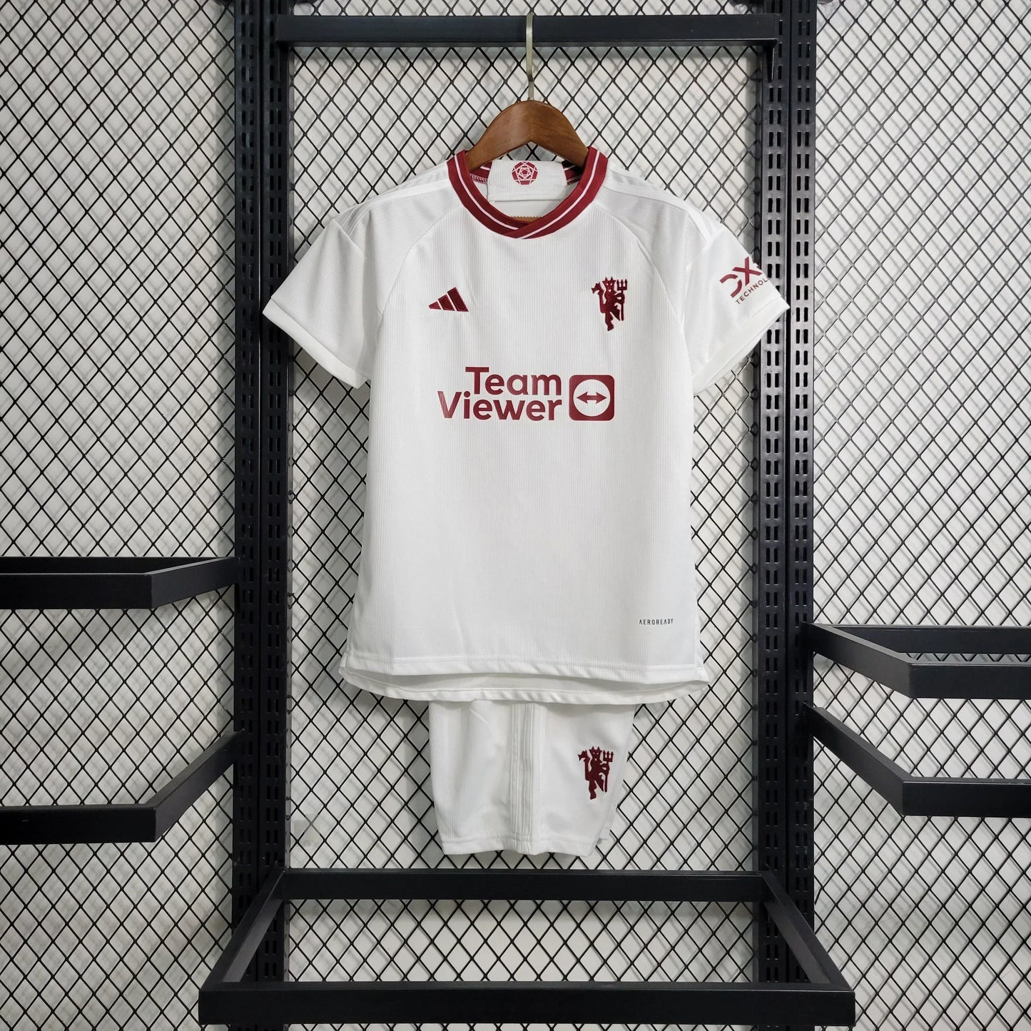Manchester United 2023/2024 Alternativa Visitante Talla Niño